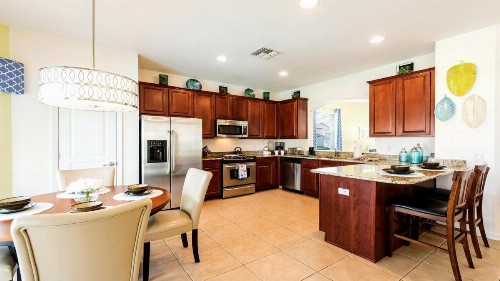 Windsor Hills 6 Bedrooms Pool Villa 2.5 miles close to Disney - 2536HS - image 12