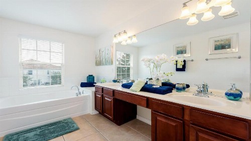 Windsor Hills 6 Bedrooms Pool Villa 2.5 miles close to Disney - 2536HS - image 5