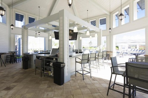 Fabulous Apartment with balcony at Storey Lake apt 103 - image 12