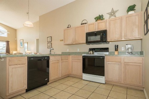 LKB4705AW Lake Berkley - Four Bedroom Home - image 8