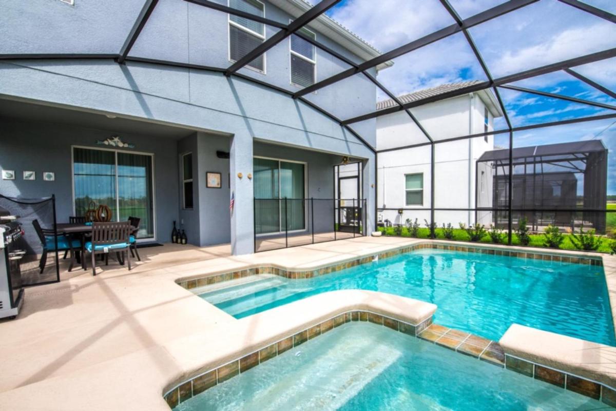 Imagine You and Your Family Renting this 5 Star Villa on Storey Lake Resort Orlando Villa 2717 - image 7