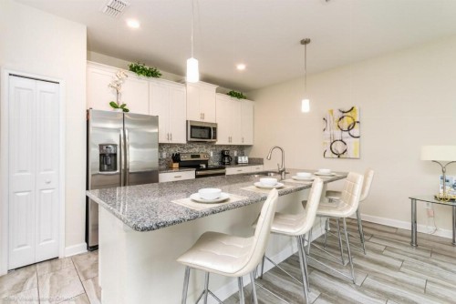 Rent Your Dream Holiday Home in One of Orlando's most Exclusive Resorts Storey Lake Resort Orlando Townhome 2676 - image 7