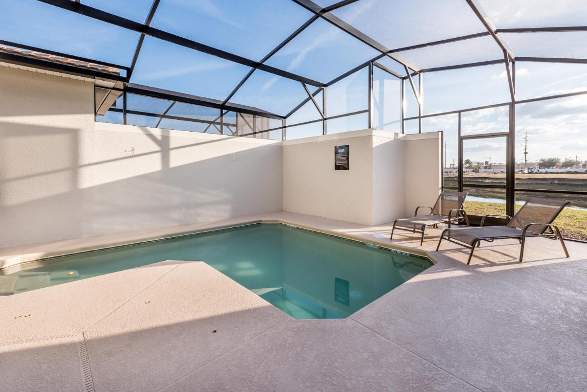 Luxury 4 bed villa for 11 guests - image 7