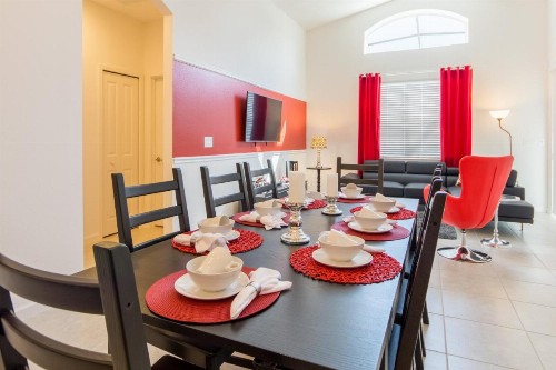 Beautiful 4 bedroom home 10 minutes from Disney - image 10