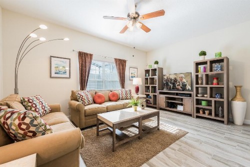 Luxury 5 Bedrooms villa - Storey Lake - image 6