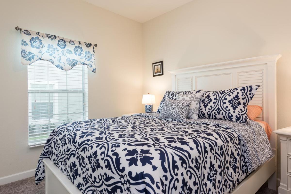 Luxury 5 Bedrooms villa - Storey Lake - image 7