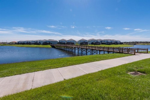 Cozy 4 Bedrooms villa at Storey Lake - image 8