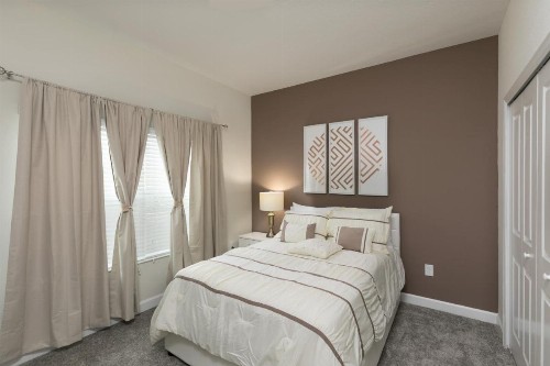 5 bedroom villa 10 minutes from Disney - image 8