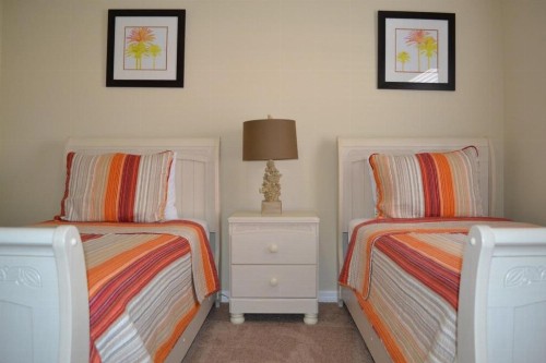 Beautiful 4 bedroom villa close to Disney - image 10