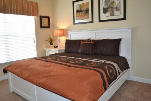 Beautiful 4 bedroom villa close to Disney - image 11