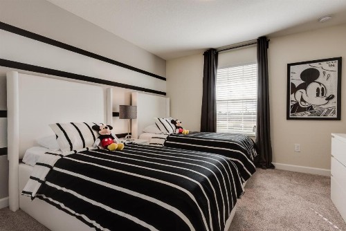 New 4 bedroom villa best location - image 7