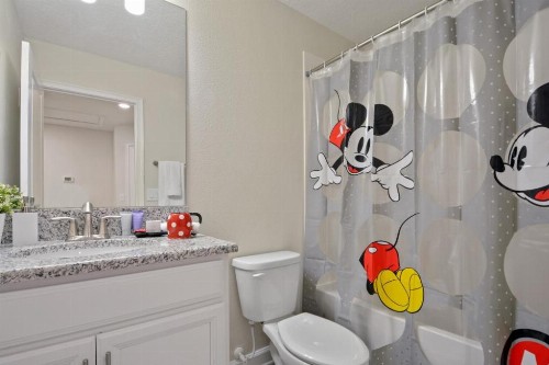 Luxury 5 bedroom suites 5 minutes from Disney - image 8