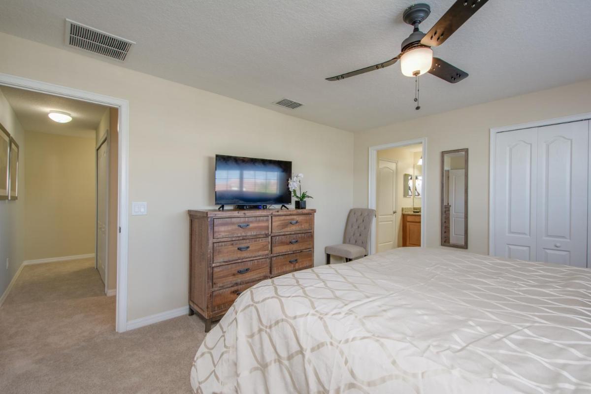 Fully equiped 4 bedroom villa - image 6