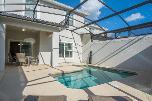 Fully equiped 4 bedroom villa - image 8