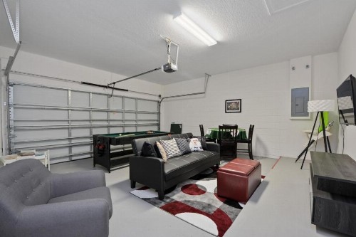 4-bedroom house w/ private pool - lovely location - image 8