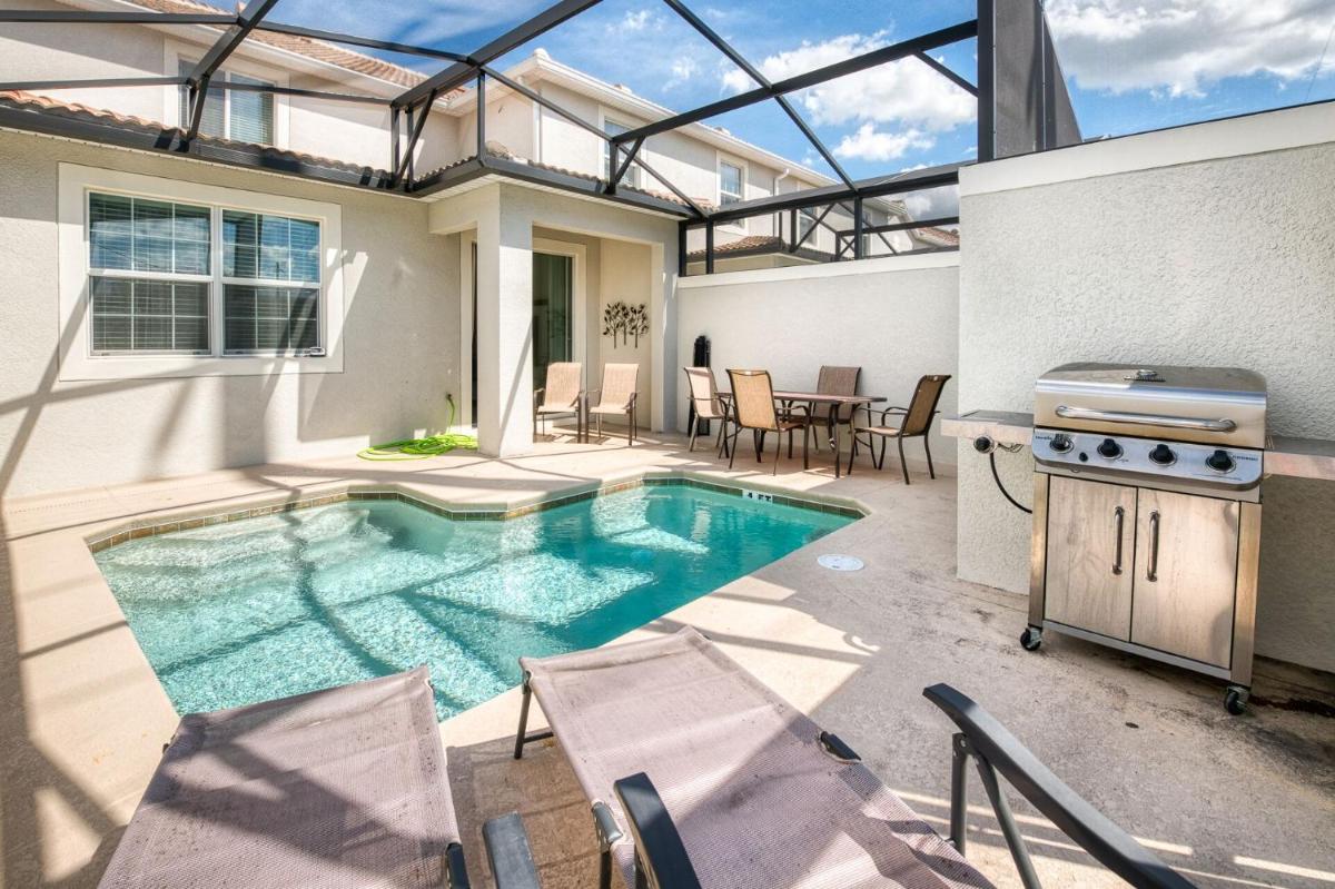 Storey Lake - New 5 bedrooms Villa - image 6