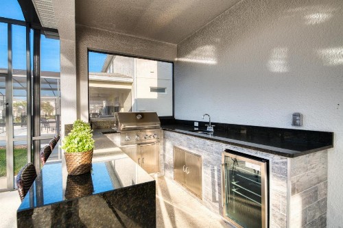 Ultimate luxury 15 bedroom suites for 30 guests - image 10