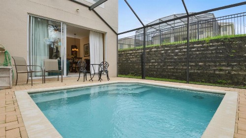 Minnies Townhouse - image 3
