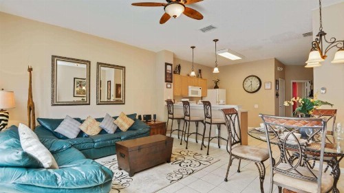 Minnies Townhouse - image 6
