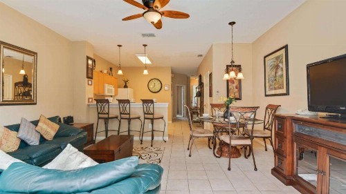 Minnies Townhouse - image 8