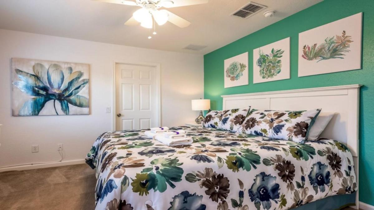 Themed Rooms Pool Villa Near Disney - image 2