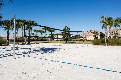 Brand New Townhouse with Pool/Themed Rooms- 8839GC - image 3