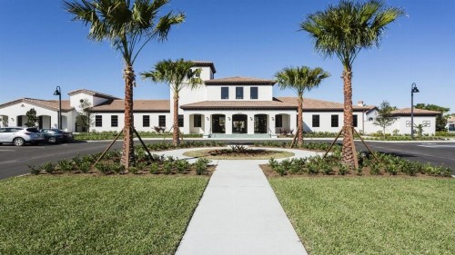 Luxury Pool Villa with Private Theater Near Disney- 1897NC - image 11