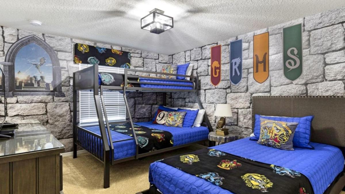 Pool Villa with Themed Rooms Near Disney-1901NC - main image