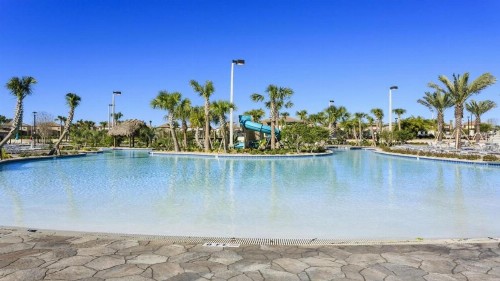 Luxury Pool Villa with Green View-8843IC’ - image 5