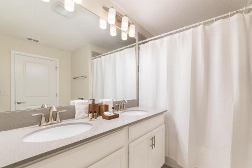 Beautiful 4 bedroom villa 10 min from Disney - image 6