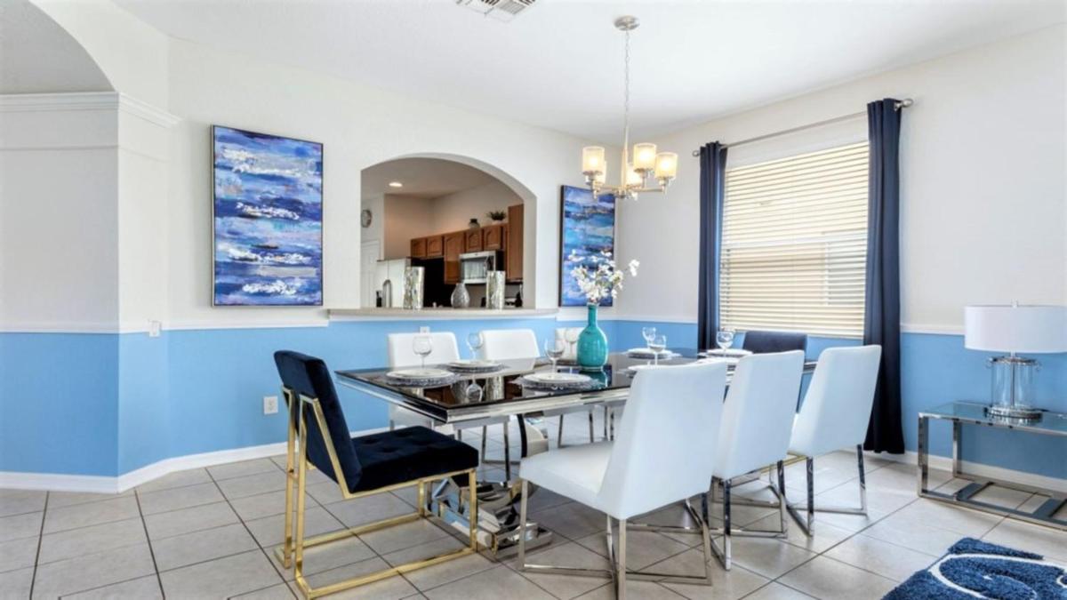 Luxury Pool Villa with Game Room Close to Disney-2609DS - image 2