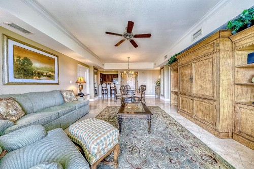 Reunion Resort Oasis - image 9