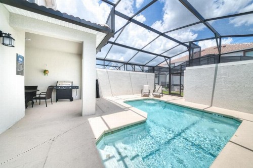 Beautiful 4 beds town home for 10 people - image 12