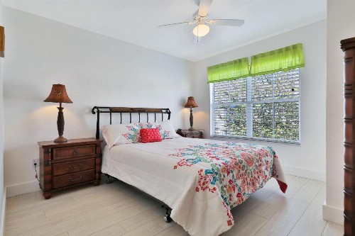 Magical Retreat at Venetian Bay - image 11