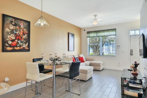 Magical Retreat at Venetian Bay - image 9