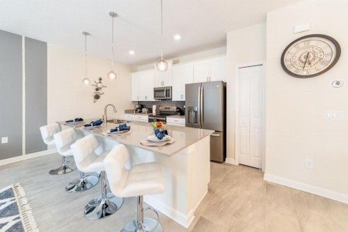 Modern and chic villa just 10 min from Disney - image 10