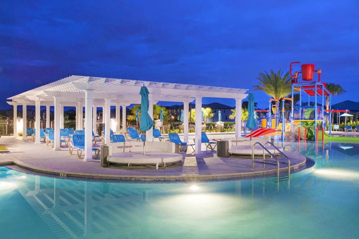 Experience a Magical Vacation - image 2