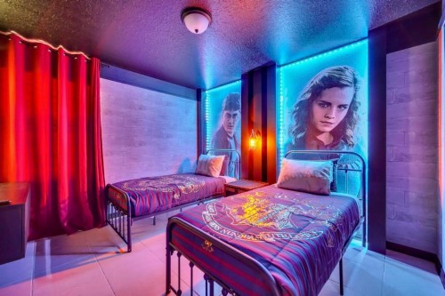 Best Value Home Retreat - image 13