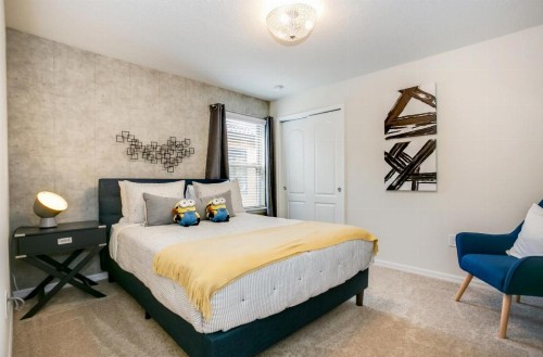 Exquisitely Prestige Large Home with Private Pool - image 39