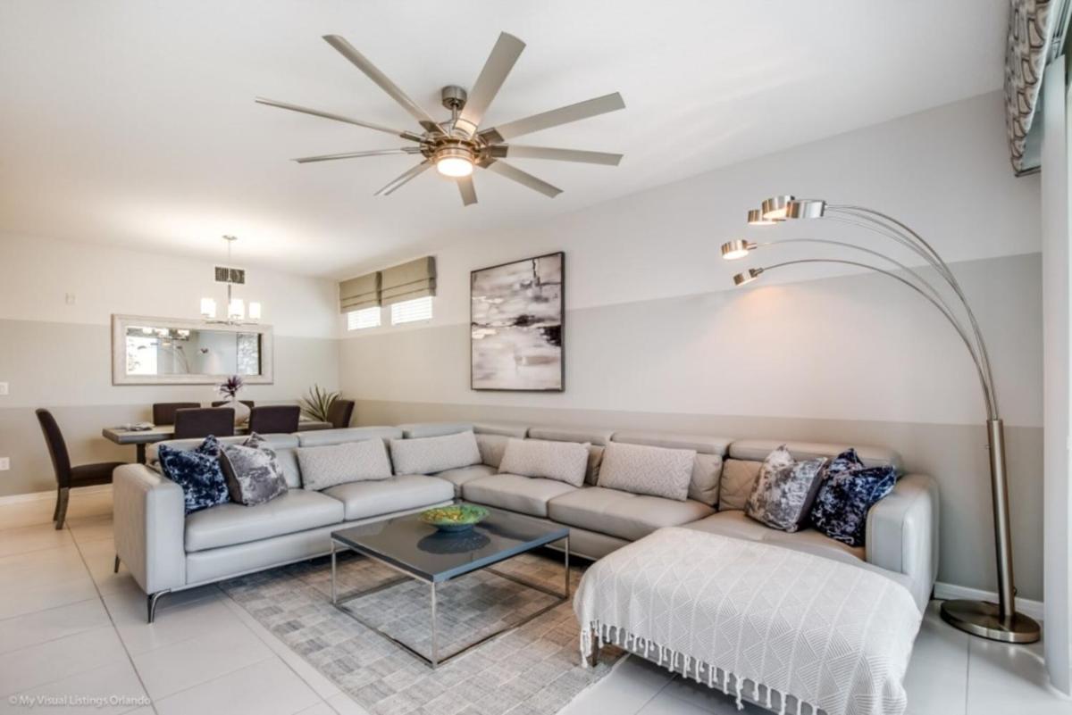 Luxury 3 Bedroom Apartment on Storey Lake Resort Orlando Apartment 3228 - image 6