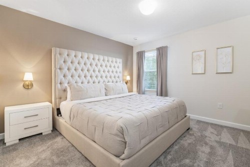 Magnificent 9 bedroom home - image 8