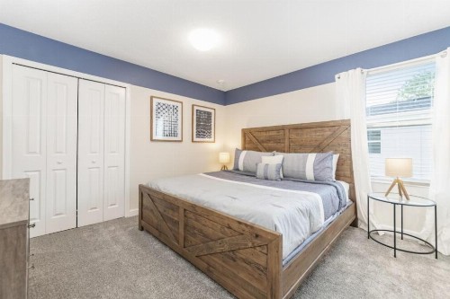 Magnificent 9 bedroom home - image 9