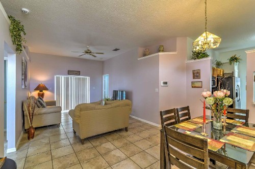 Explore Disney and Universal from this Home with Pool! - image 11