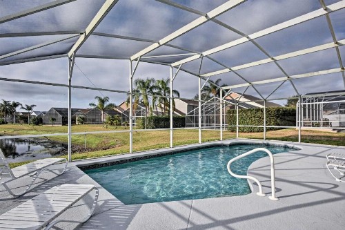 Family Home with Game Room and Lanai 10 Min to Disney! - image 9