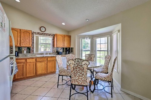Waterfront Disney Home with Game Room about 10 Min to WDW - image 6
