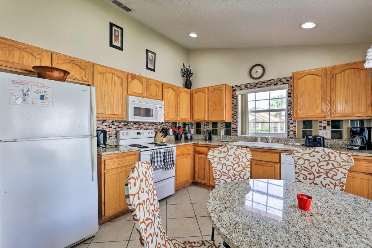 Waterfront Disney Home with Game Room about 10 Min to WDW - image 7
