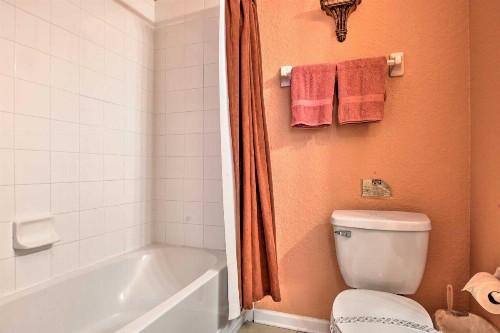 Family-Friendly Retreat w/Pool 10Mi to Disney - image 7