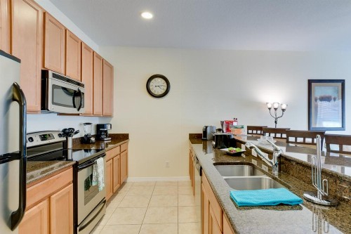 Paradise Palms Oasis - image 7