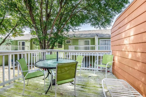 Island Club West Condo - image 11