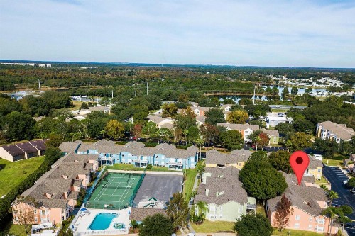Island Club West Condo - image 9